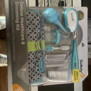 Brand New Deluxe healthcare & grooming kit